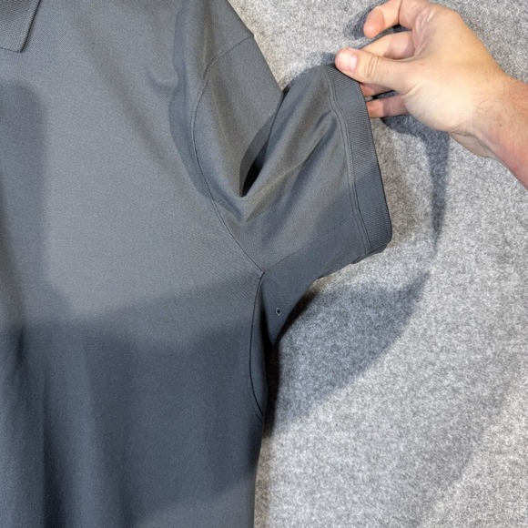 Lululemon Men's Evolution Short Sleeved Gray Polo Size M - Picture 9 of 11